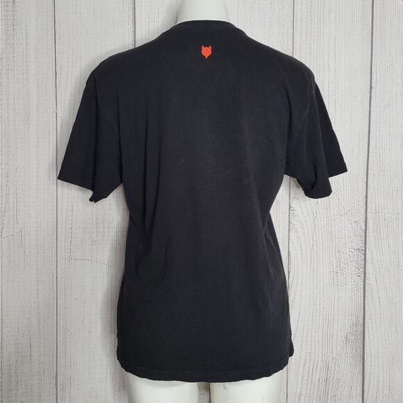 Vintage y2k World Industries Skateboarding Shirt, size Medium - Picture 4 of 7